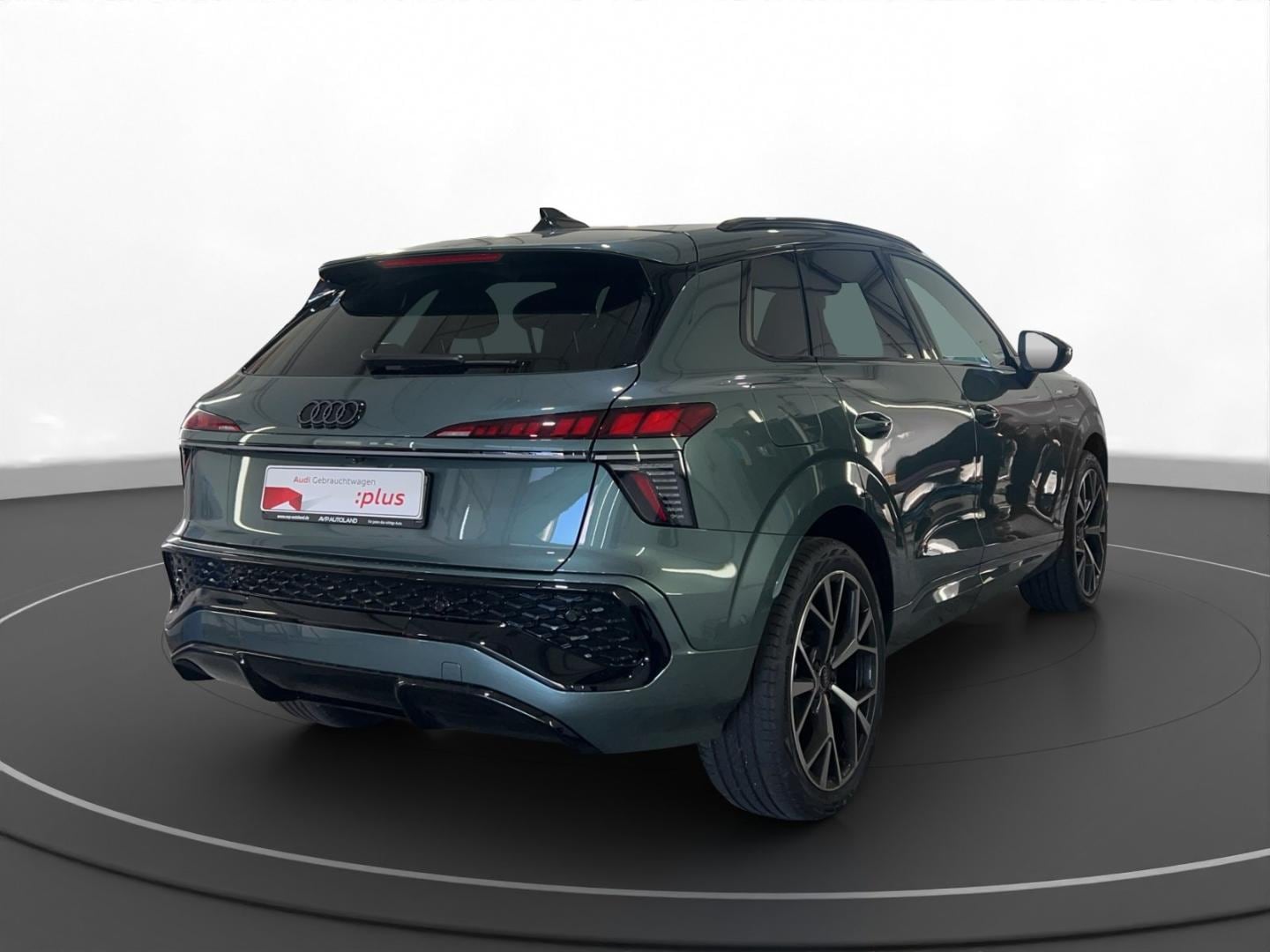 Bild über Audi Q3 SUV TDI 110 kW S tronic - für weitere Informationen kontaktieren Sie den Audi Partner