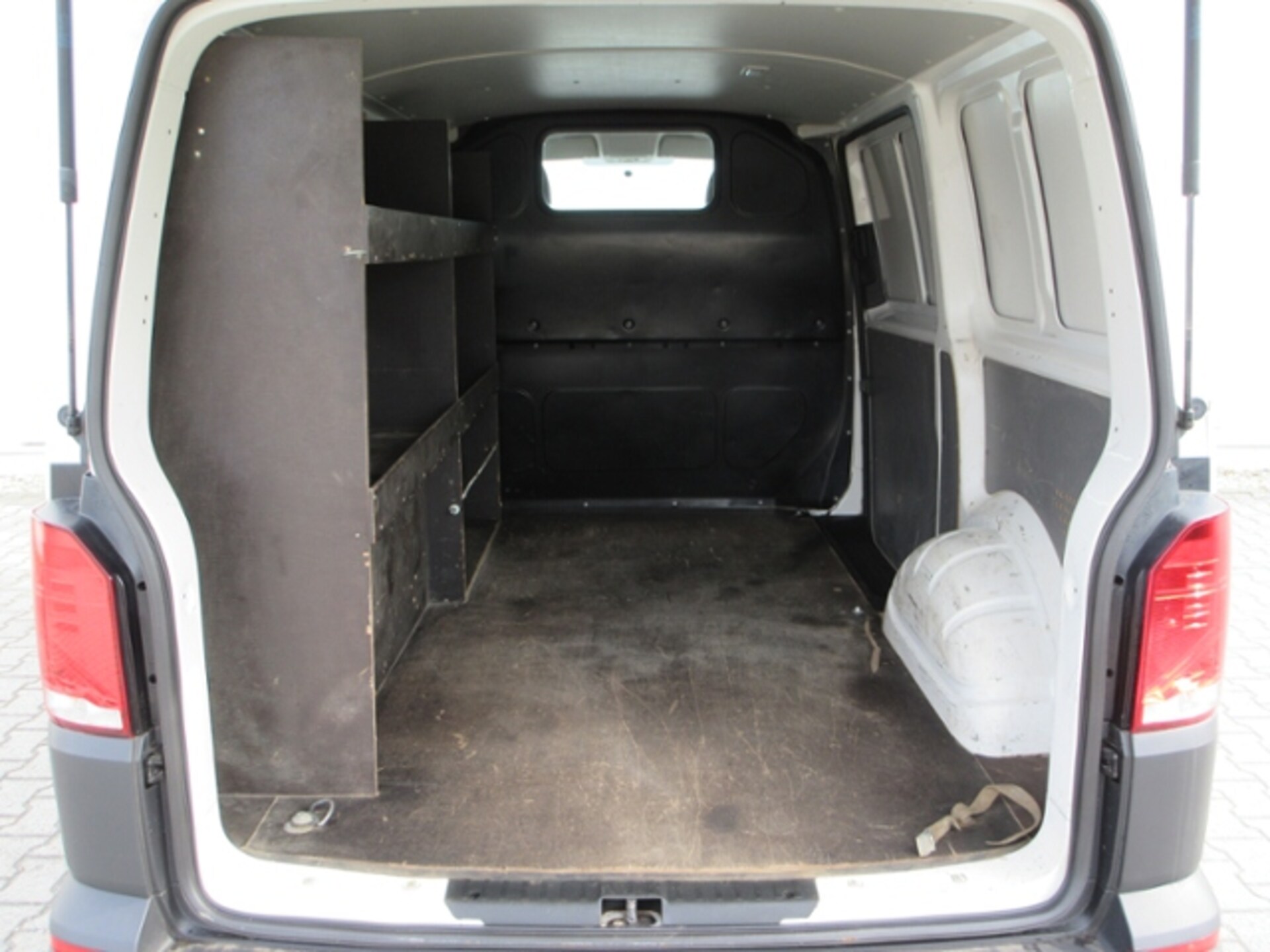Volkswagen T6.1 Transporter Kasten kurzer Radstand