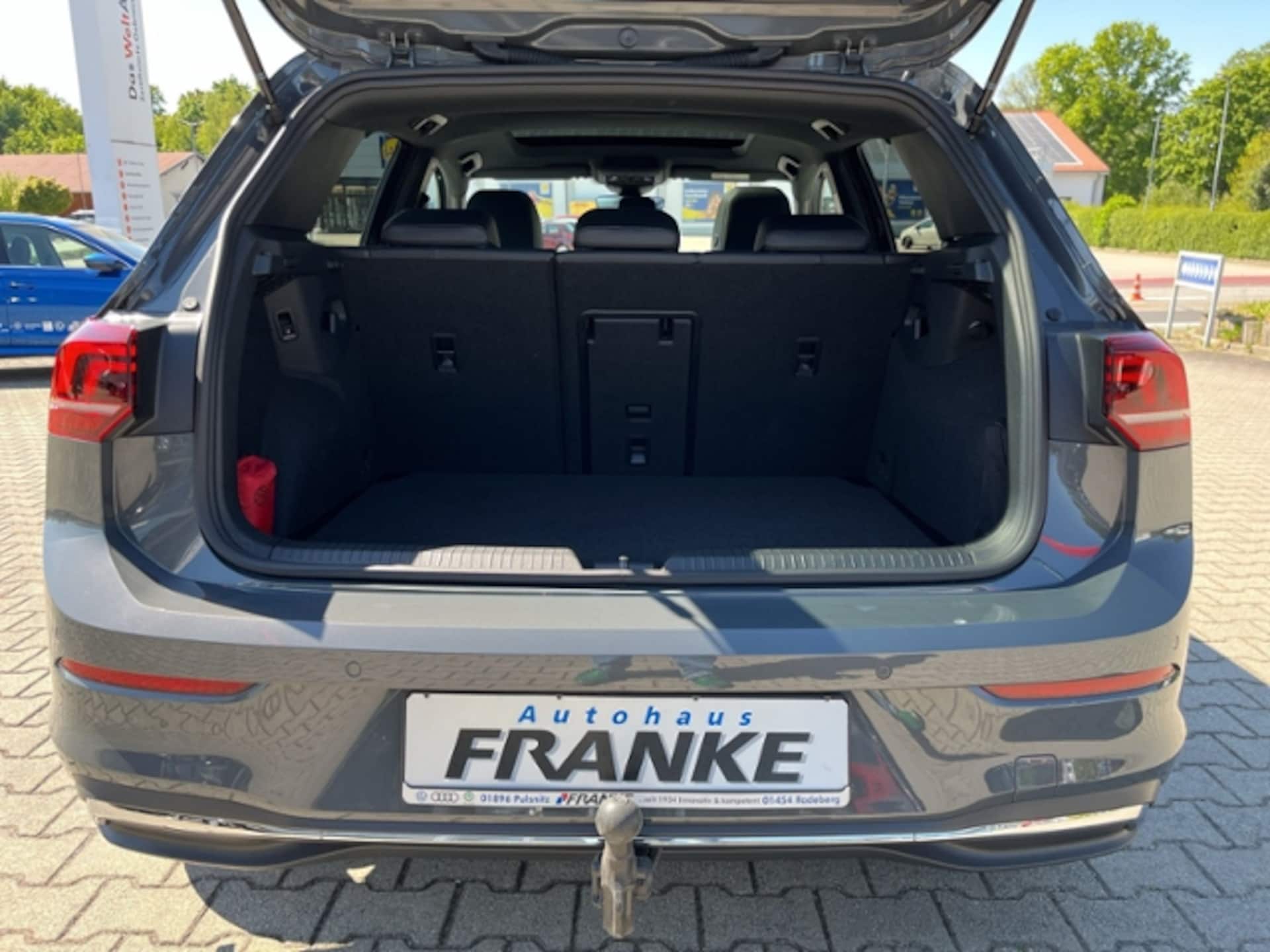 Volkswagen Golf Style