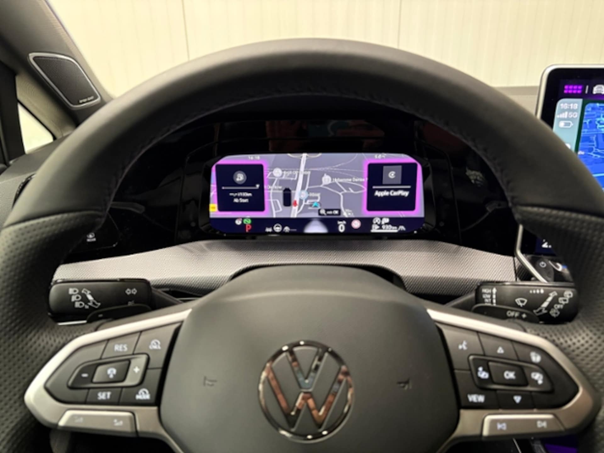 Volkswagen Golf R-Line