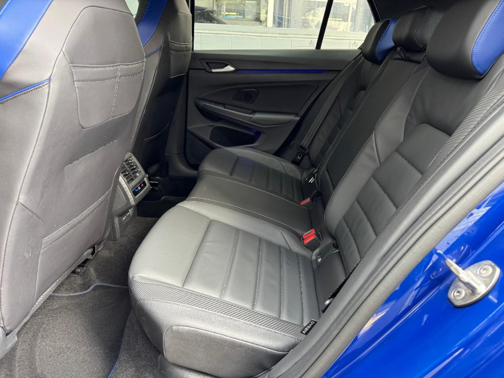 Volkswagen Golf R