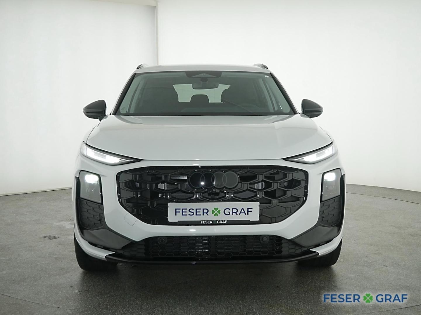 Bild über Audi Q3 SUV TFSI 110 kW S tronic - für weitere Informationen kontaktieren Sie den Audi Partner