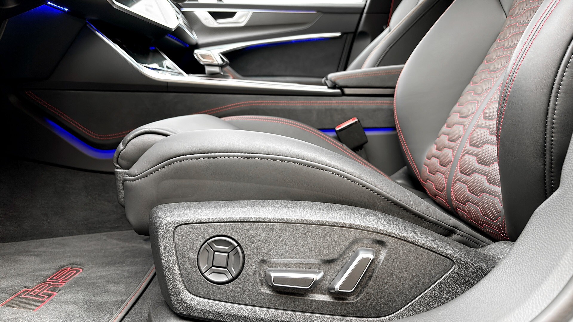 Image about Audi RS 6 Avant RS 6 Avant performance 630 hk tiptronic