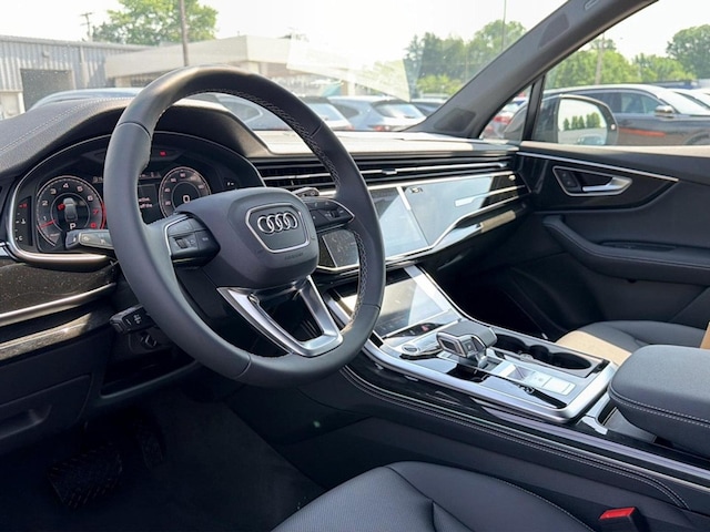 2026 Audi Q7 Premium Plus - Photo 7