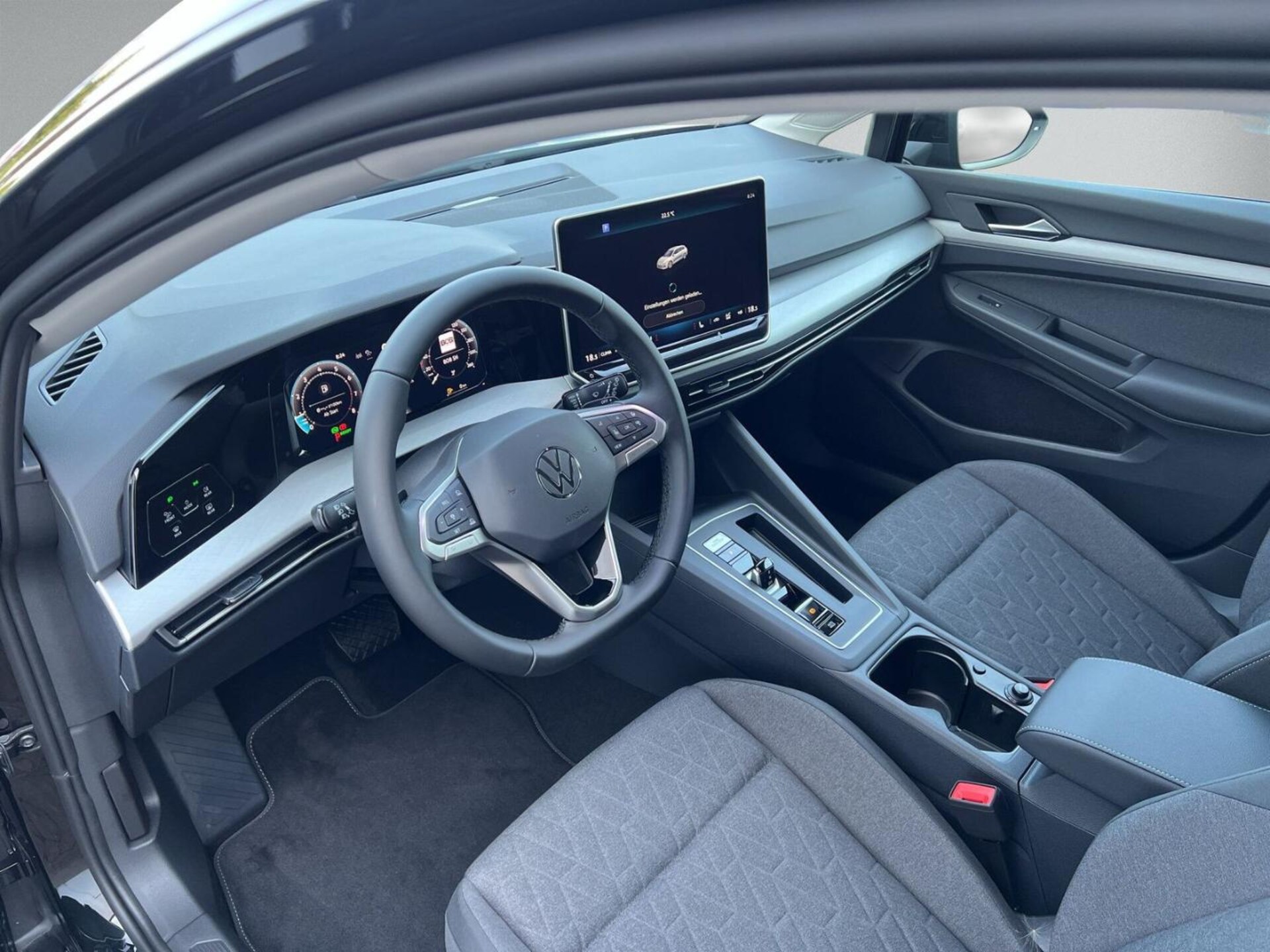 Volkswagen Golf Variant Life