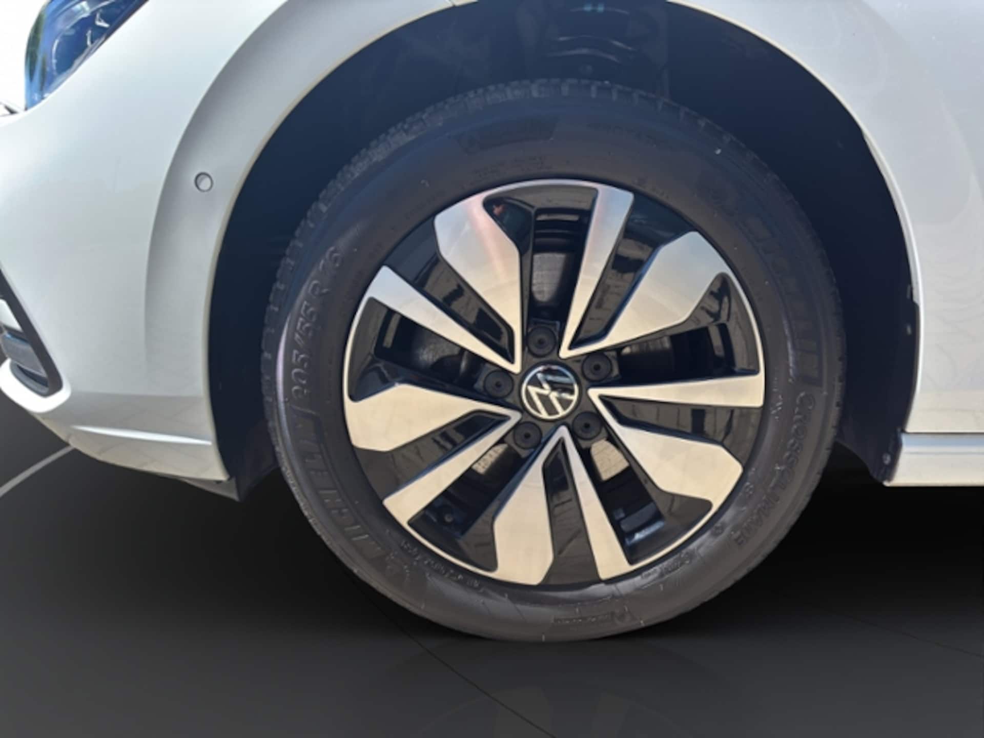 Volkswagen Golf MOVE