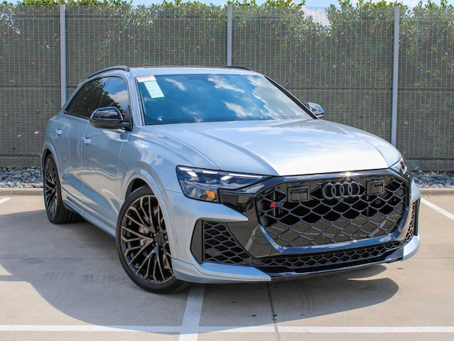 2026 Audi RS Q8 SUV performance