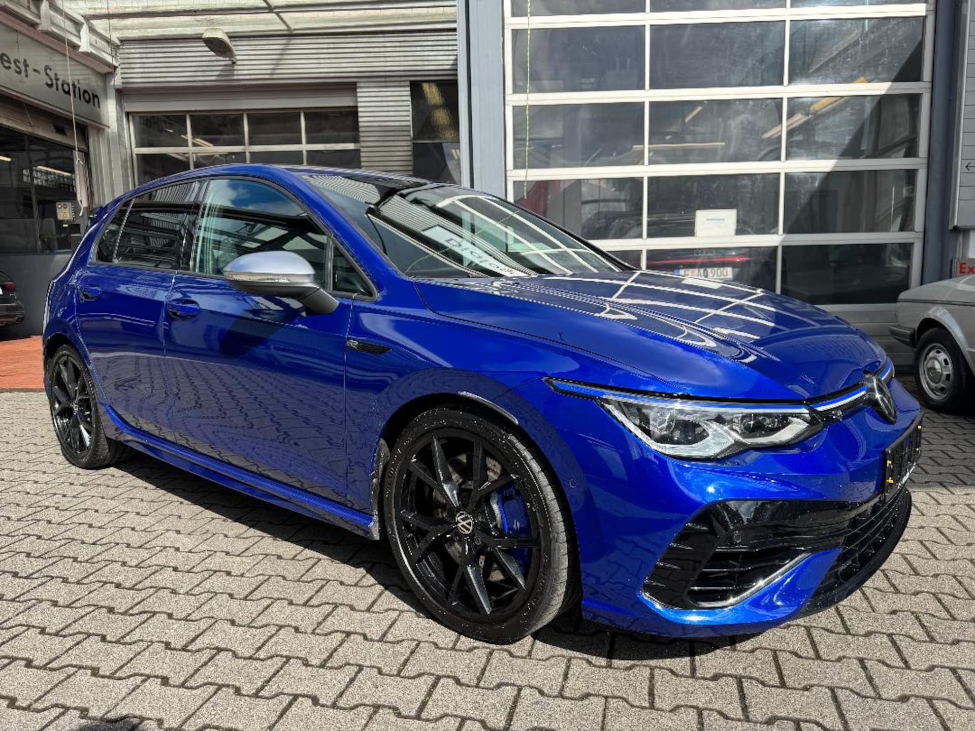 Volkswagen Golf R