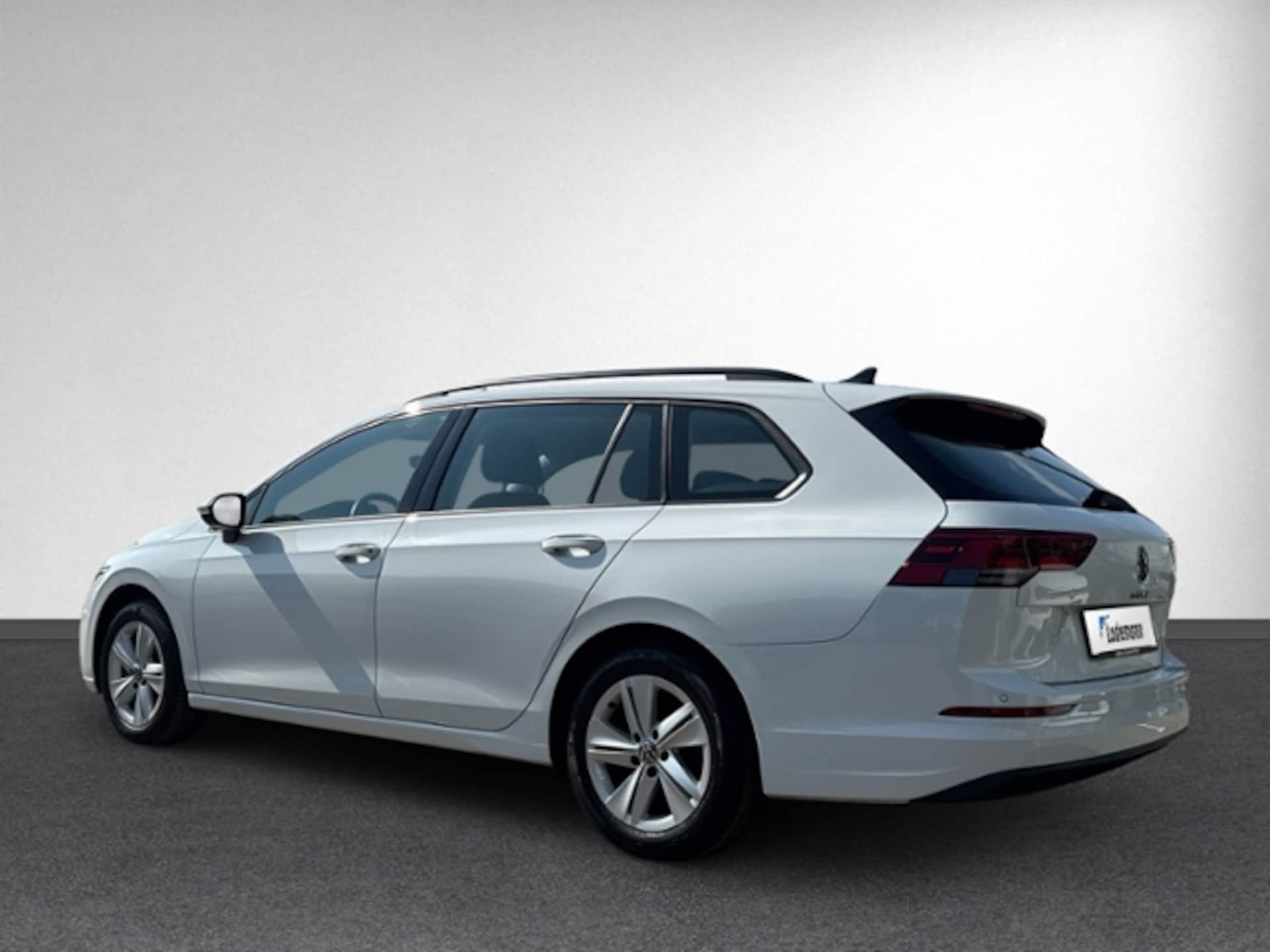 Volkswagen Golf Variant Life