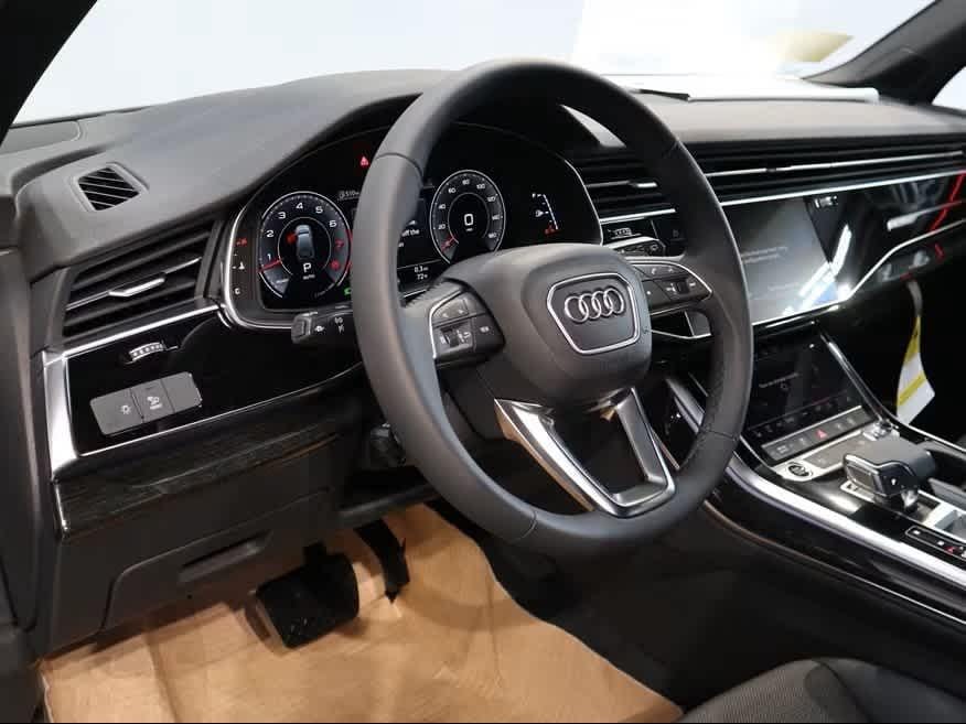 2026 Audi Q7 Premium Plus - Photo 4