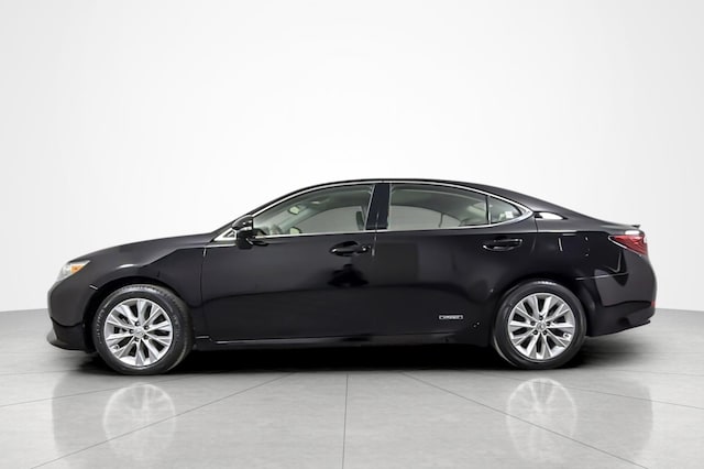 2015 Lexus ES 300h