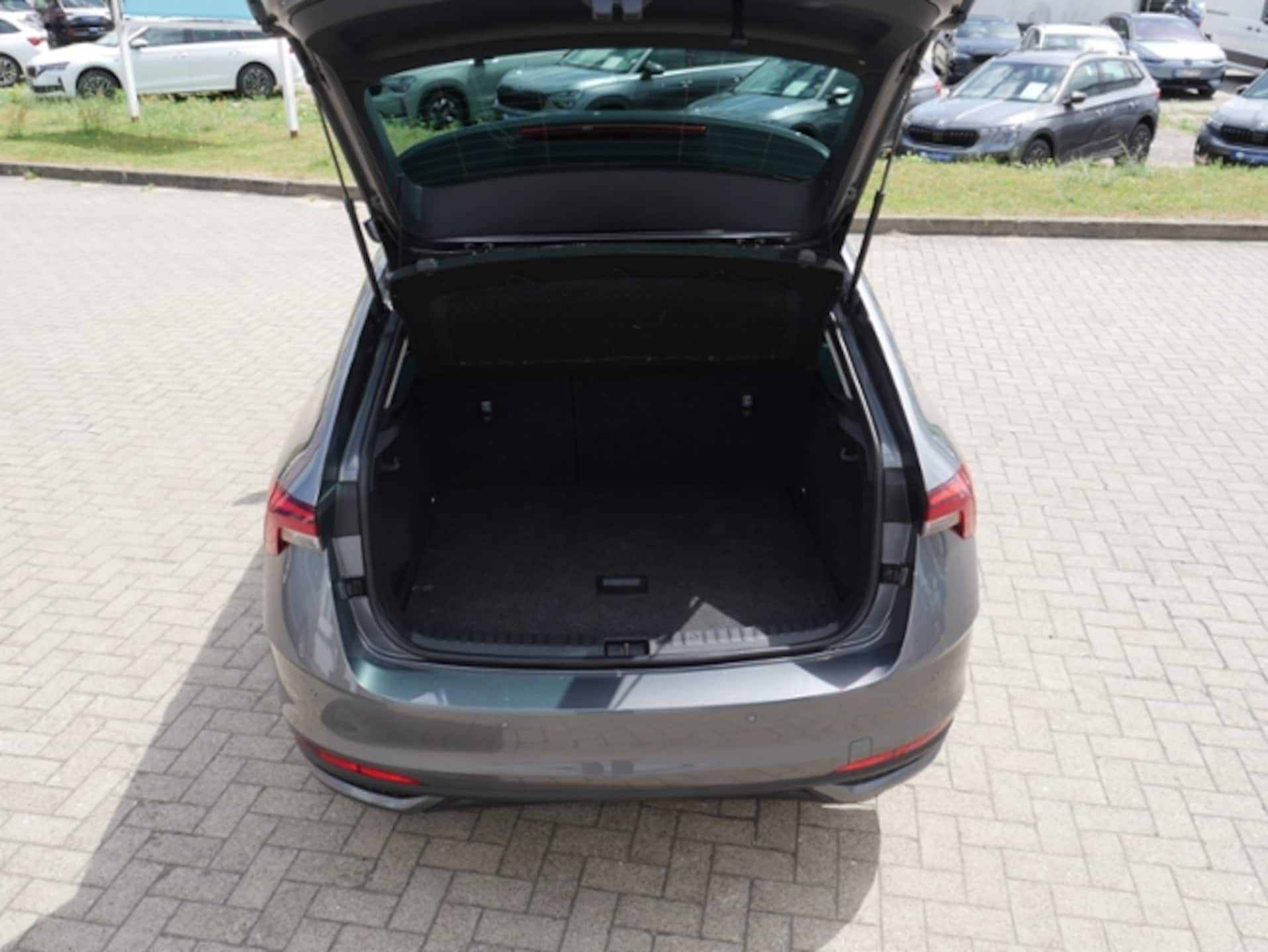 Skoda Scala Tour