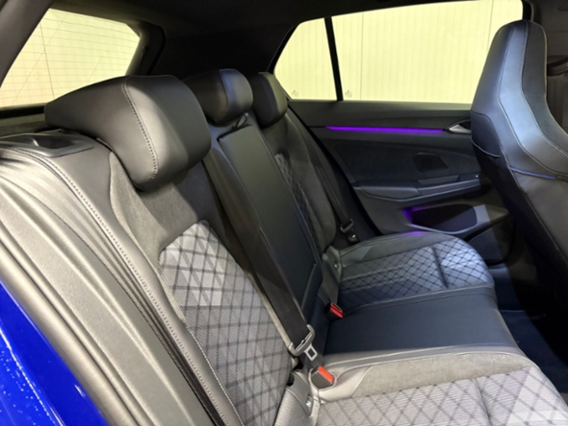 Volkswagen Golf R-Line