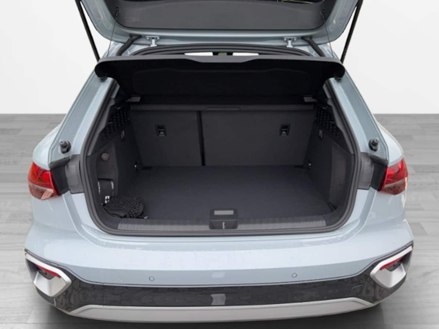 Bild über Audi A3 allstreet 35 TDI S tronic - für weitere Informationen kontaktieren Sie den Audi Partner