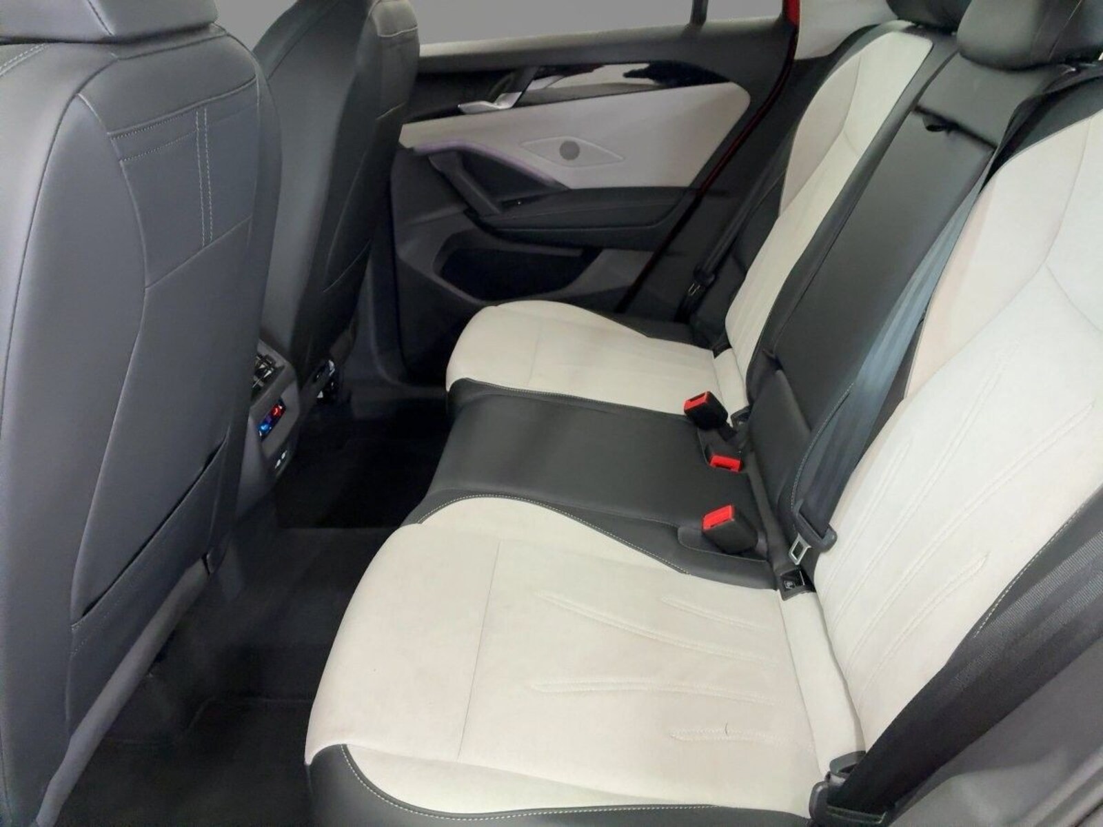 Volkswagen Tiguan – Bild 7