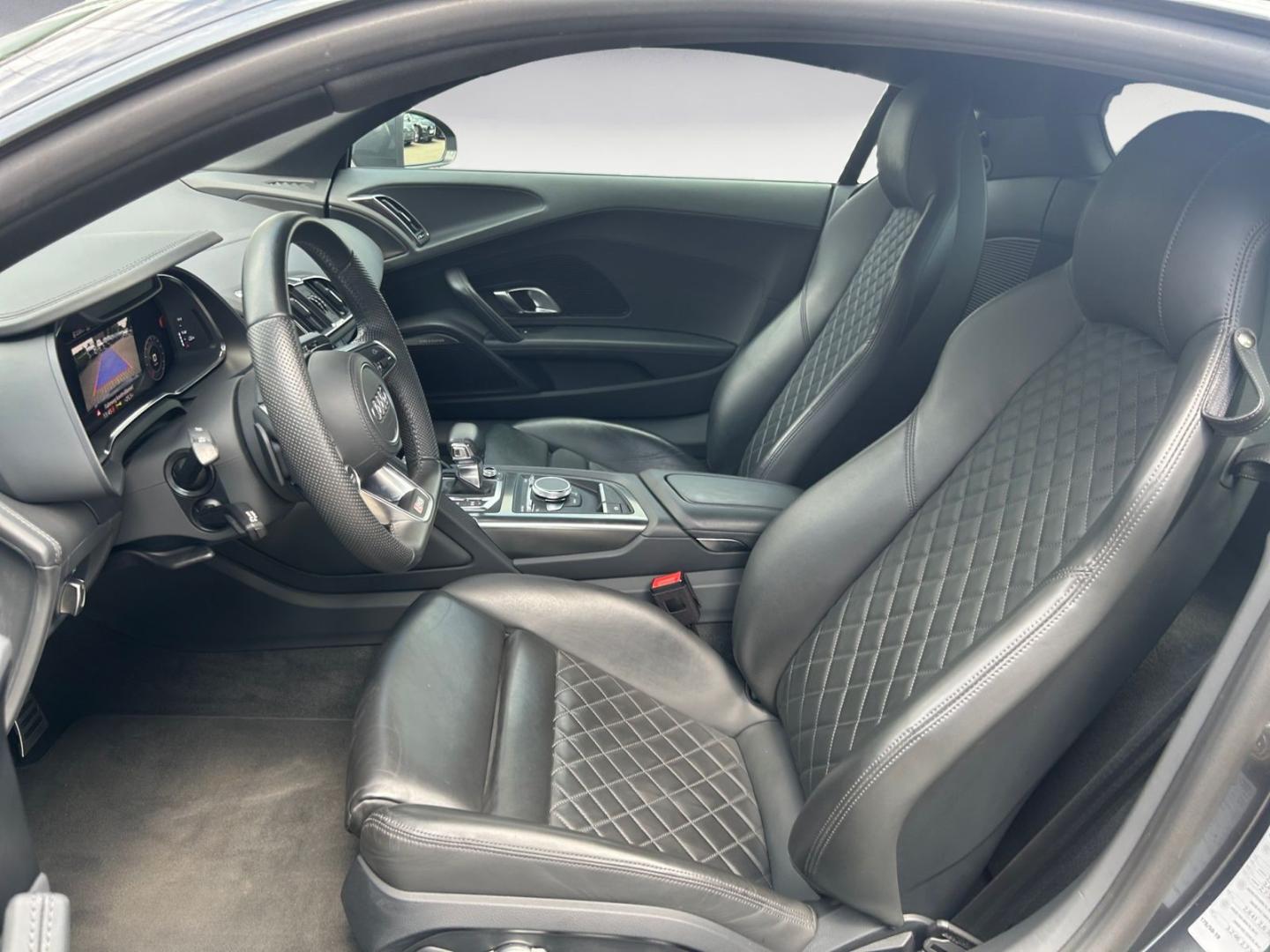 Image about Audi R8 Coupé FSI S tronic