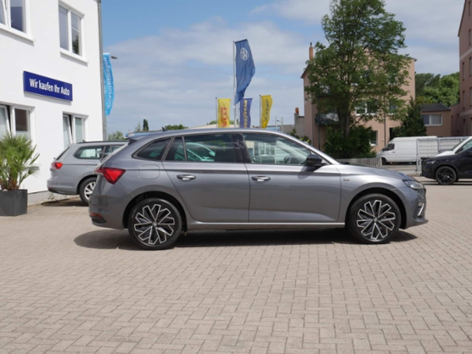 Skoda Scala Tour