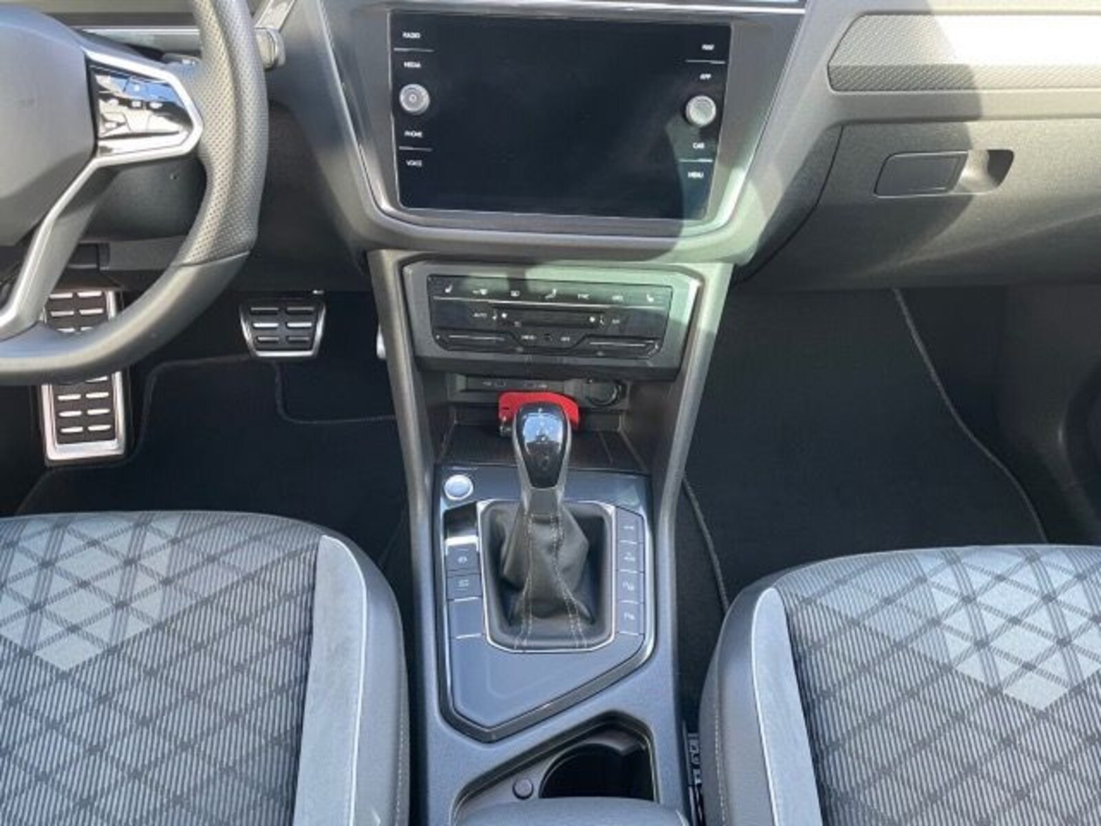Volkswagen Tiguan – Bild 11