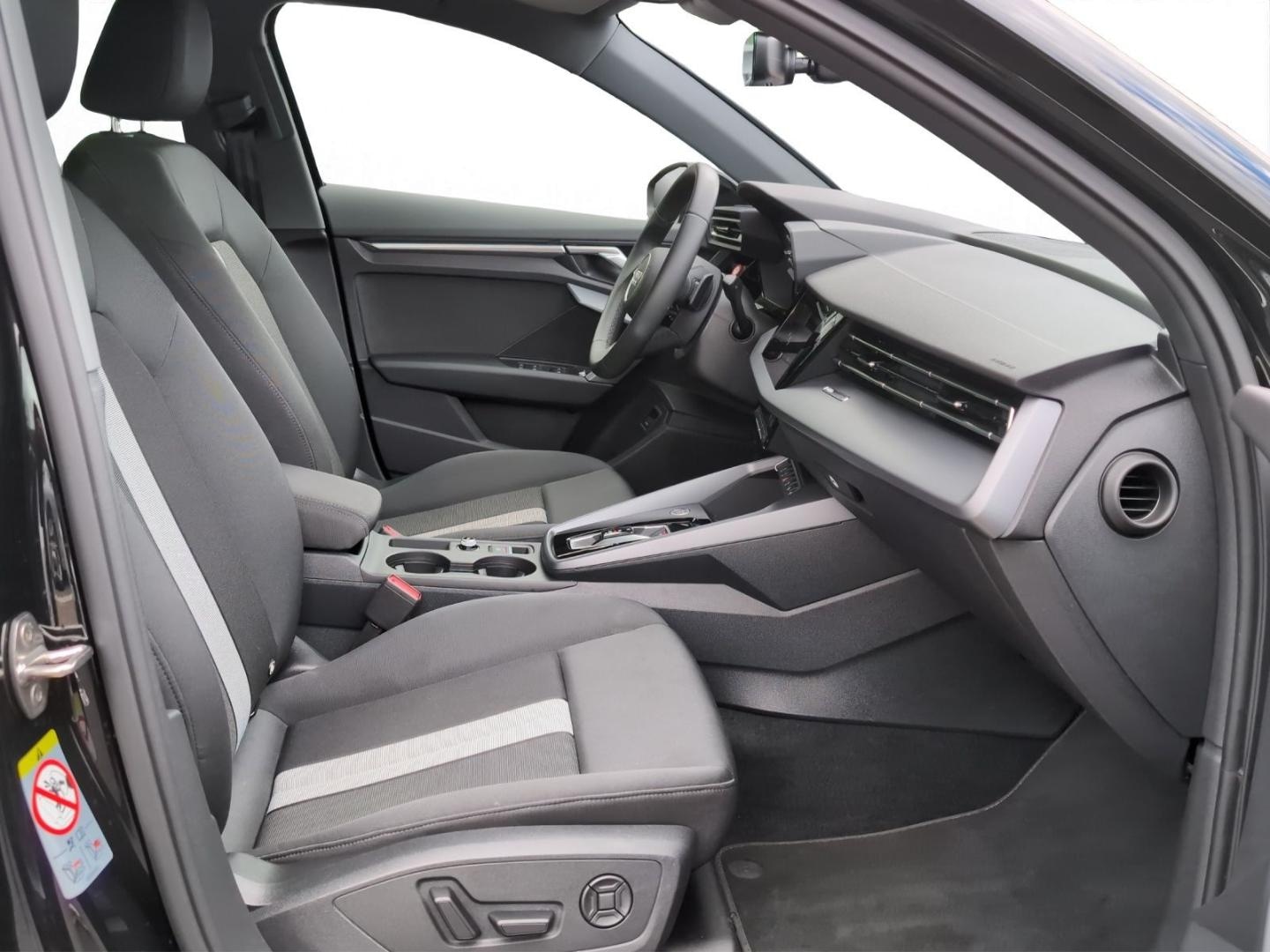 Bild über Audi A3 Limousine TFSI 110 kW S tronic - für weitere Informationen kontaktieren Sie den Audi Partner