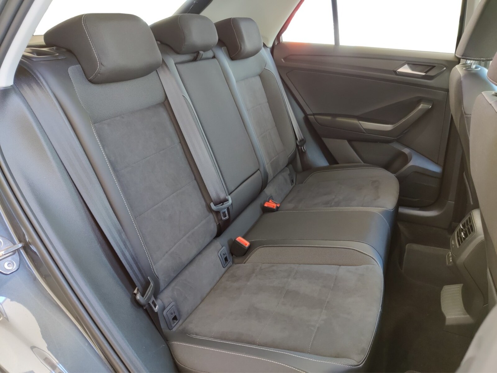 Volkswagen T-Roc – Bild 9