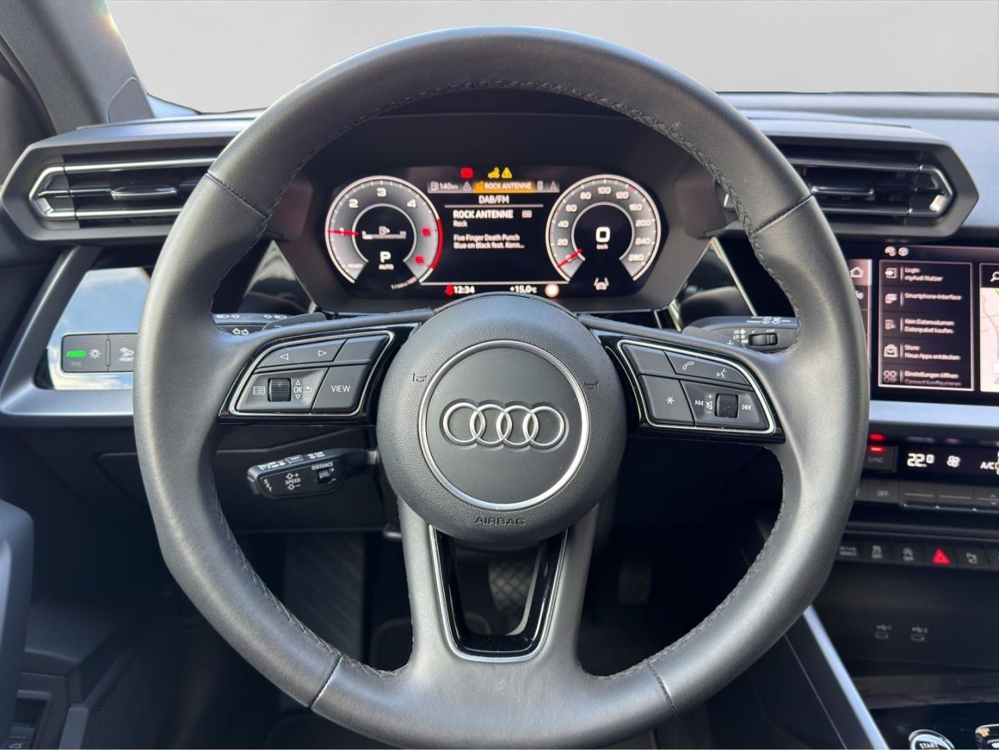 Bild über Audi A3 Sportback 35 TDI S tronic - für weitere Informationen kontaktieren Sie den Audi Partner
