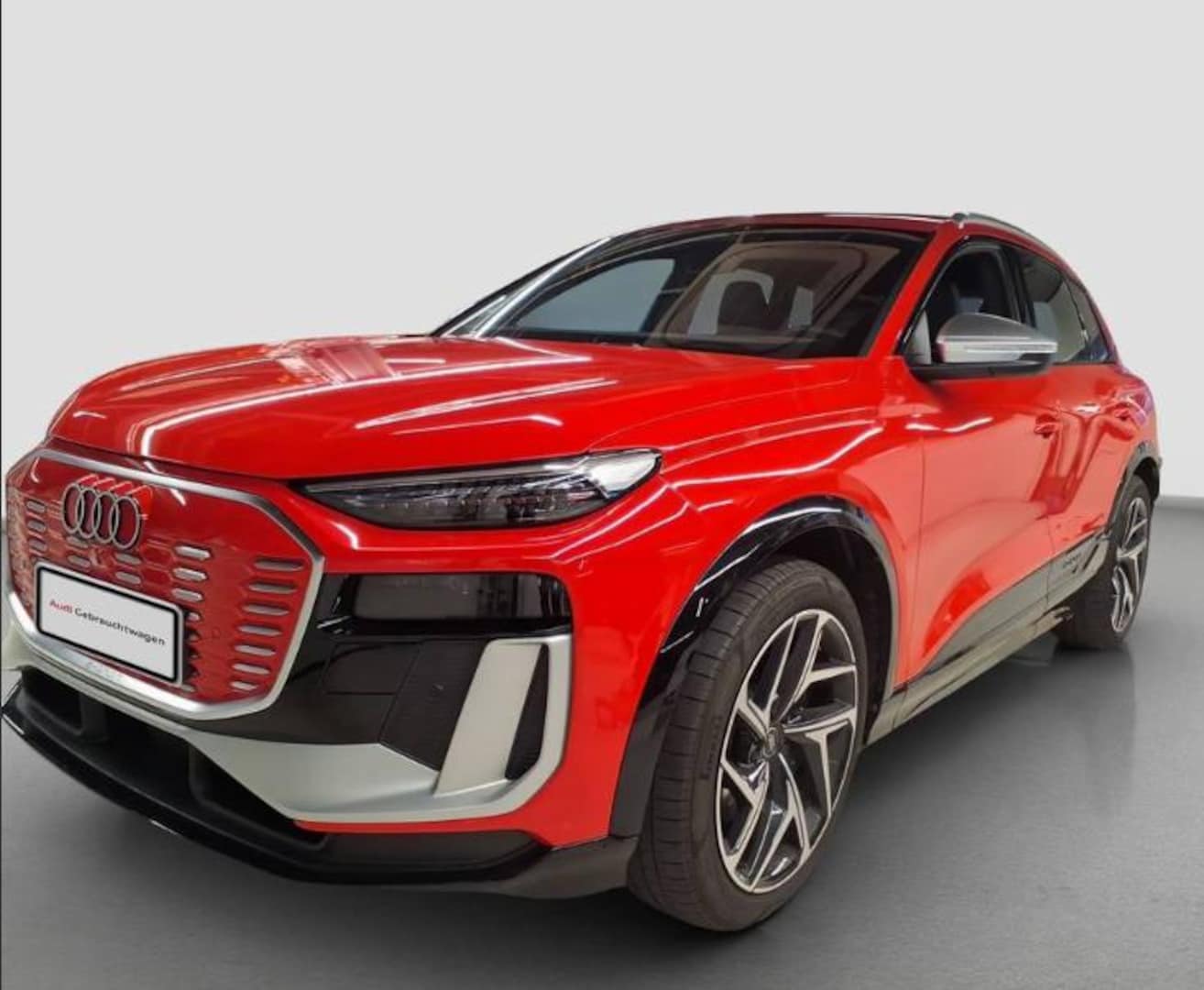 Bild über Audi SQ6 SUV e-tron e-tron quattro - für weitere Informationen kontaktieren Sie den Audi Partner