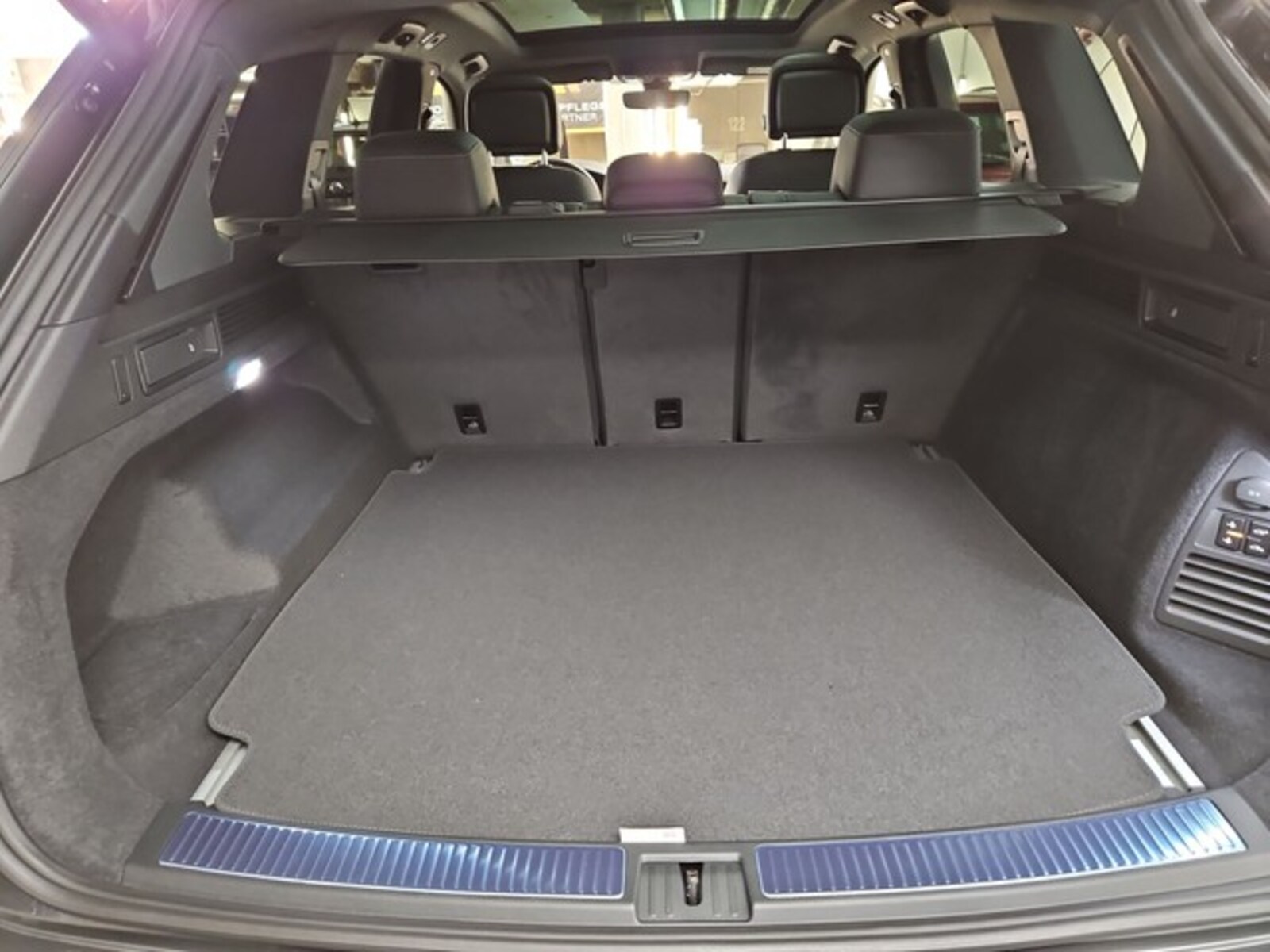 Volkswagen Touareg – Bild 11
