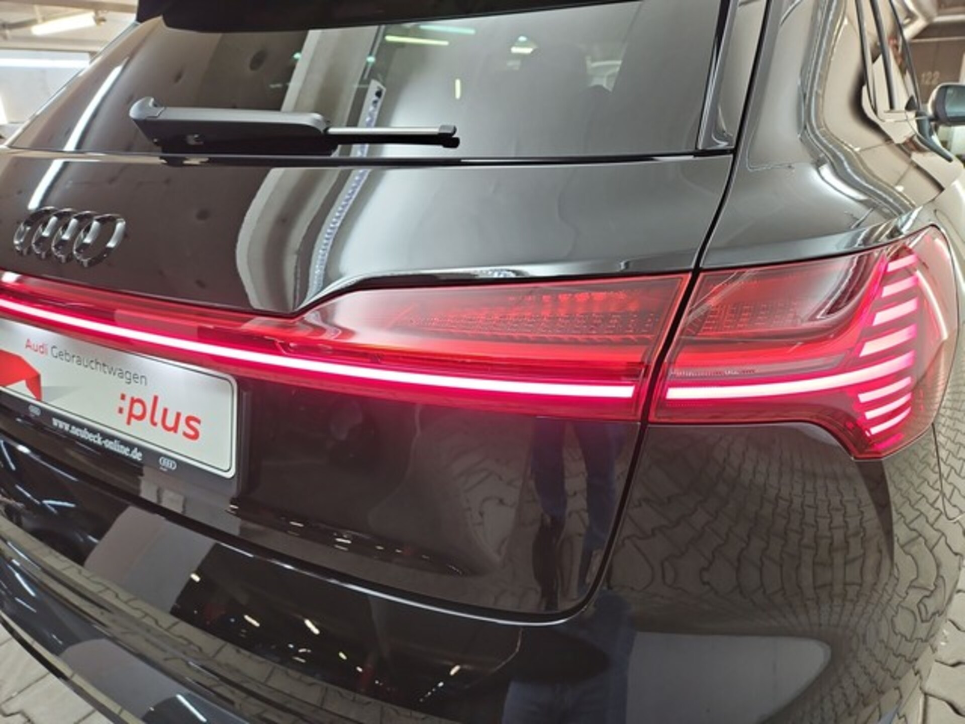 Audi e-tron advanced