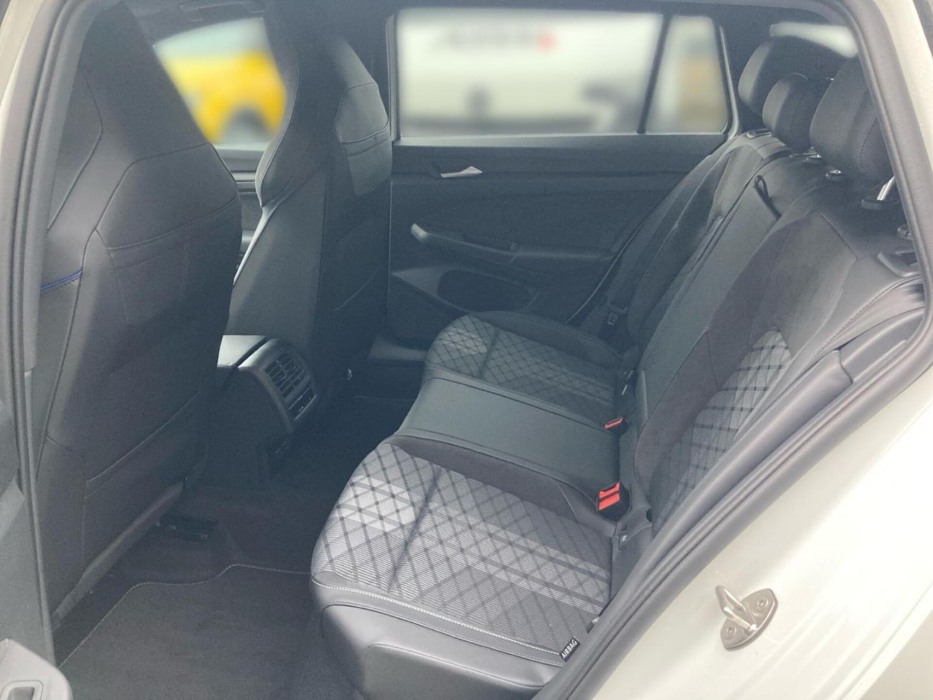 Volkswagen Golf Variant R-Line