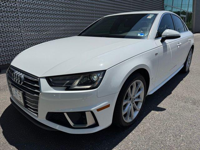2019 Audi A4 2.0T quattro S tronic Premium's photo