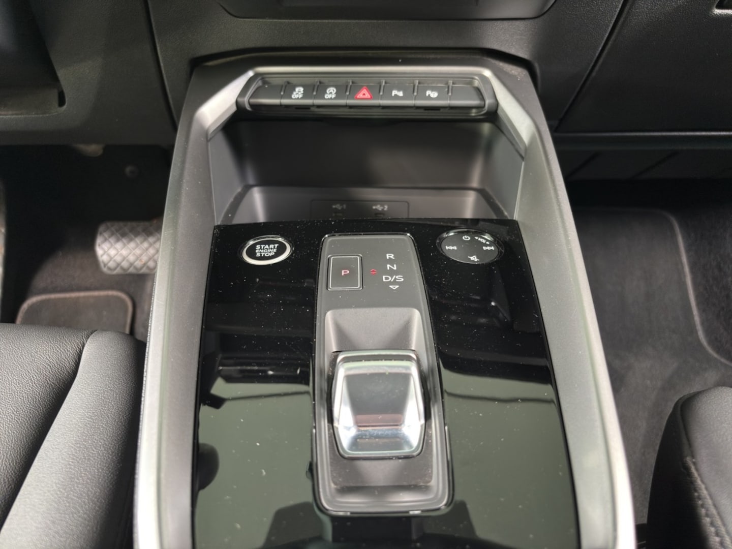 Bild über Audi A3 Sportback advanced 35 TFSI S tronic - für weitere Informationen kontaktieren Sie den Audi Partner