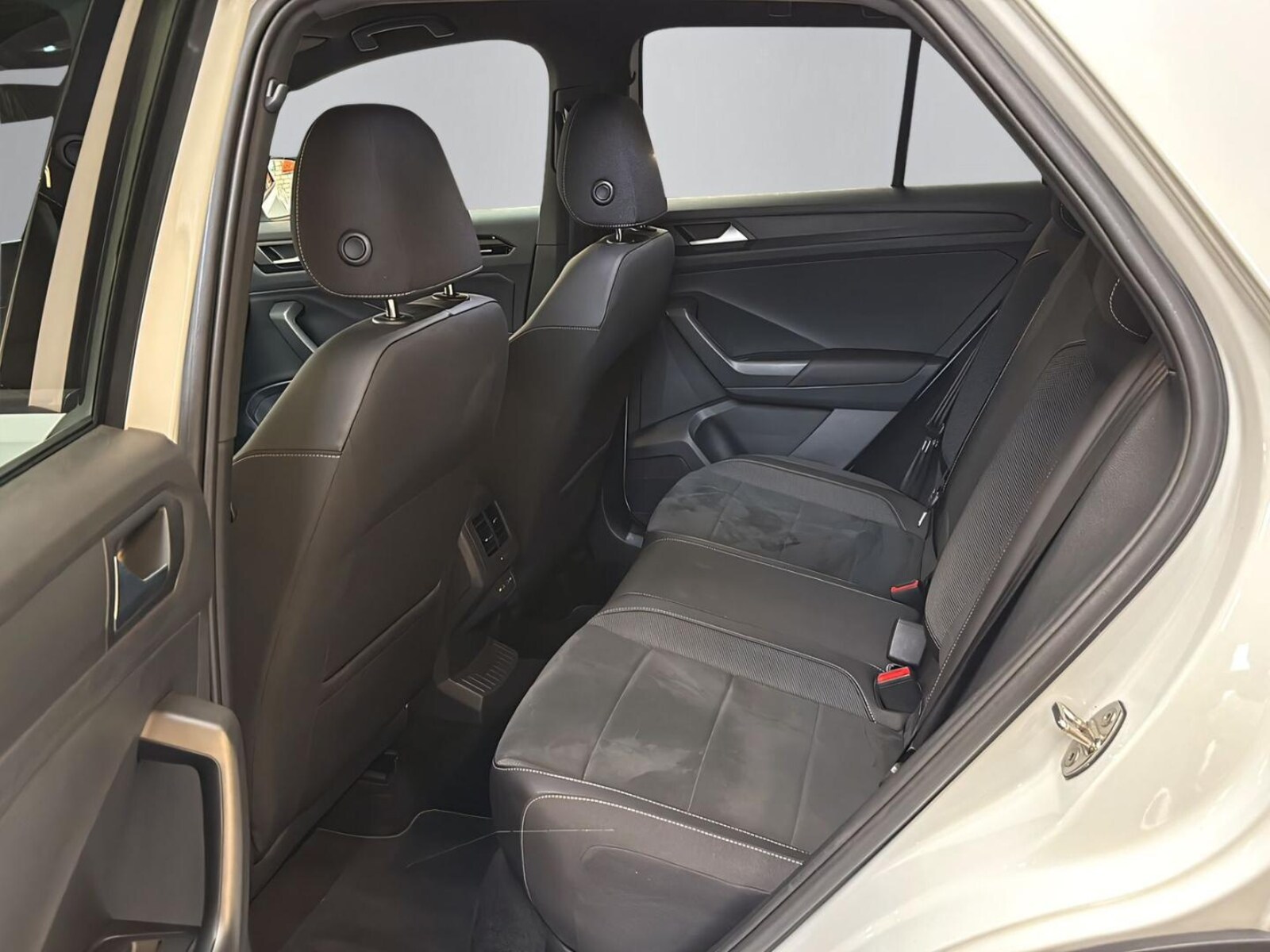 Volkswagen T-Roc – Bild 10