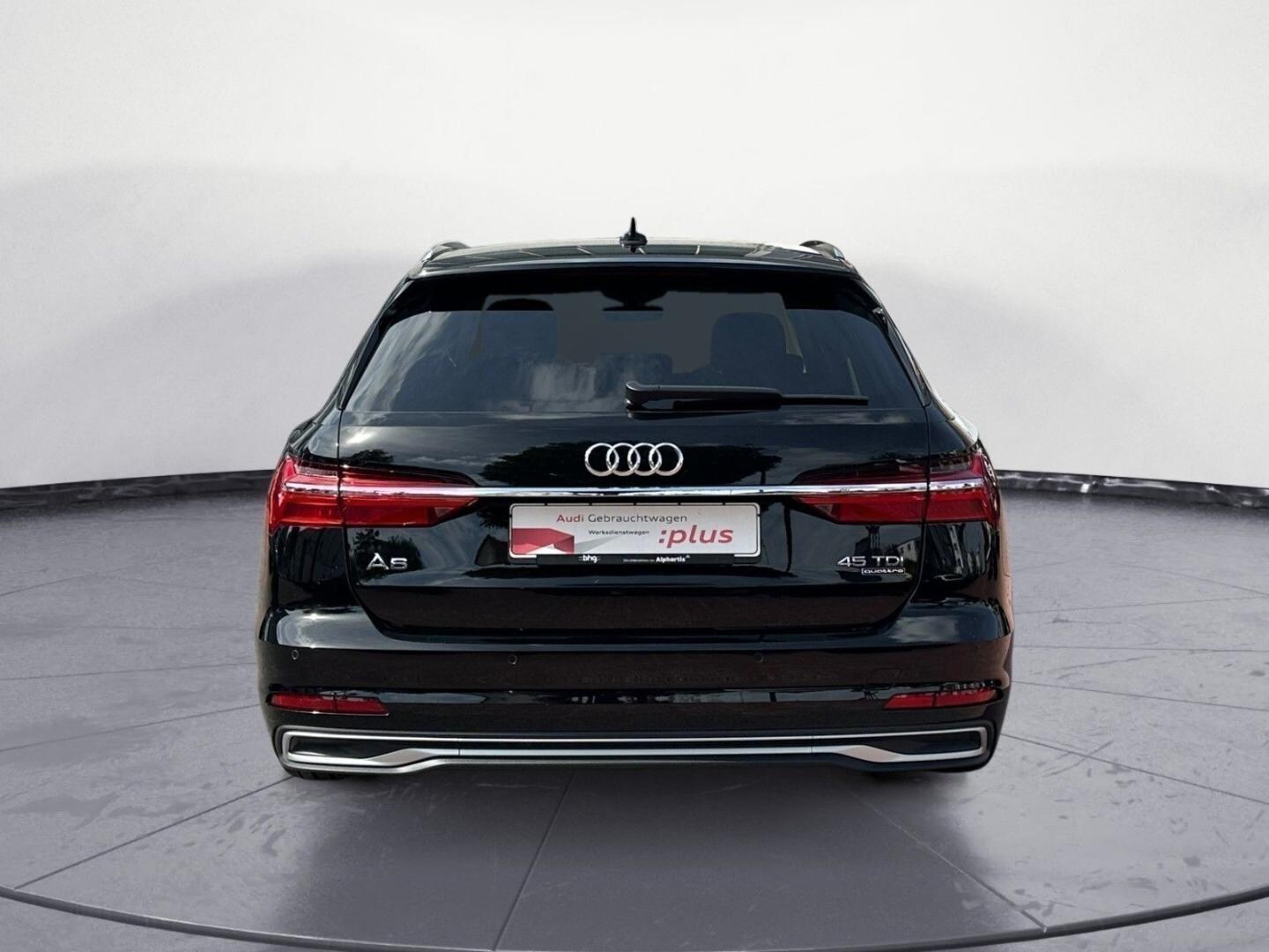 Bild über Audi A6 Avant advanced 45 TDI quattro S tronic - für weitere Informationen kontaktieren Sie den Audi Partner