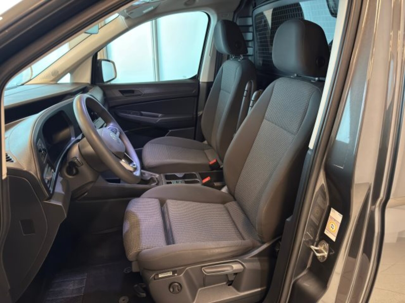Volkswagen Caddy Cargo – Bild 15
