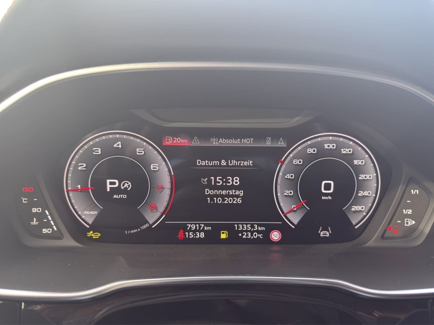 Bild über Audi Q3 TFSI 110 kW S tronic - für weitere Informationen kontaktieren Sie den Audi Partner