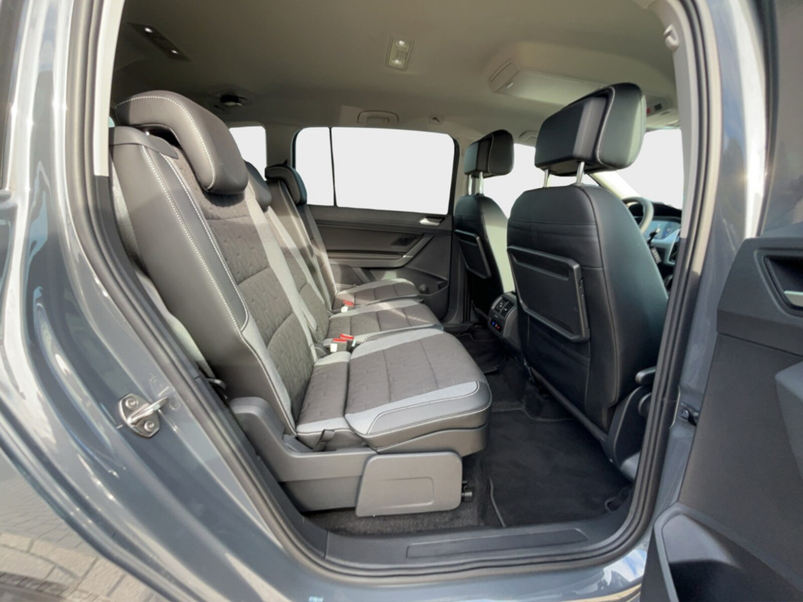 Volkswagen Touran – Bild 17