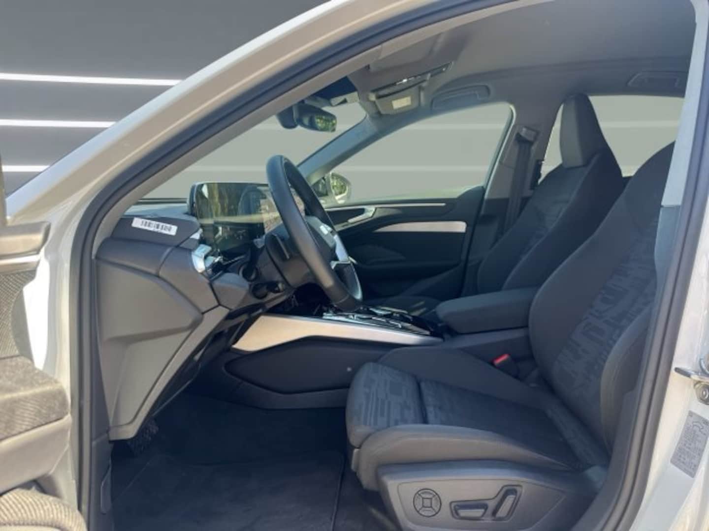 Bild über Audi A6 Limousine TFSI 150 kW S tronic - für weitere Informationen kontaktieren Sie den Audi Partner