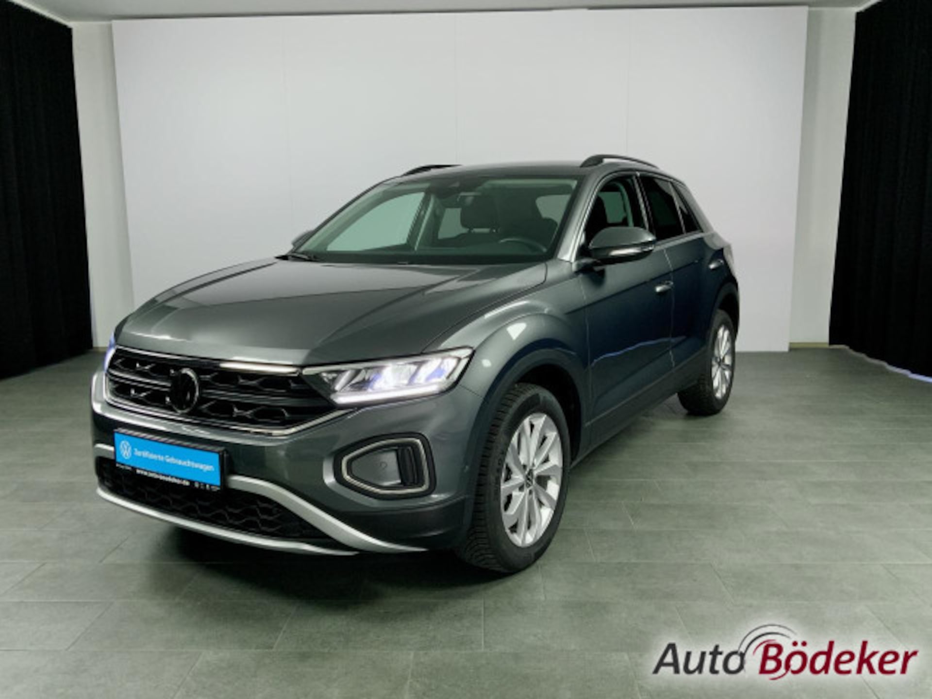 Volkswagen T-Roc Life