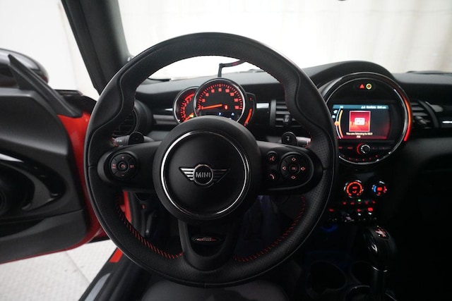 2019 MINI