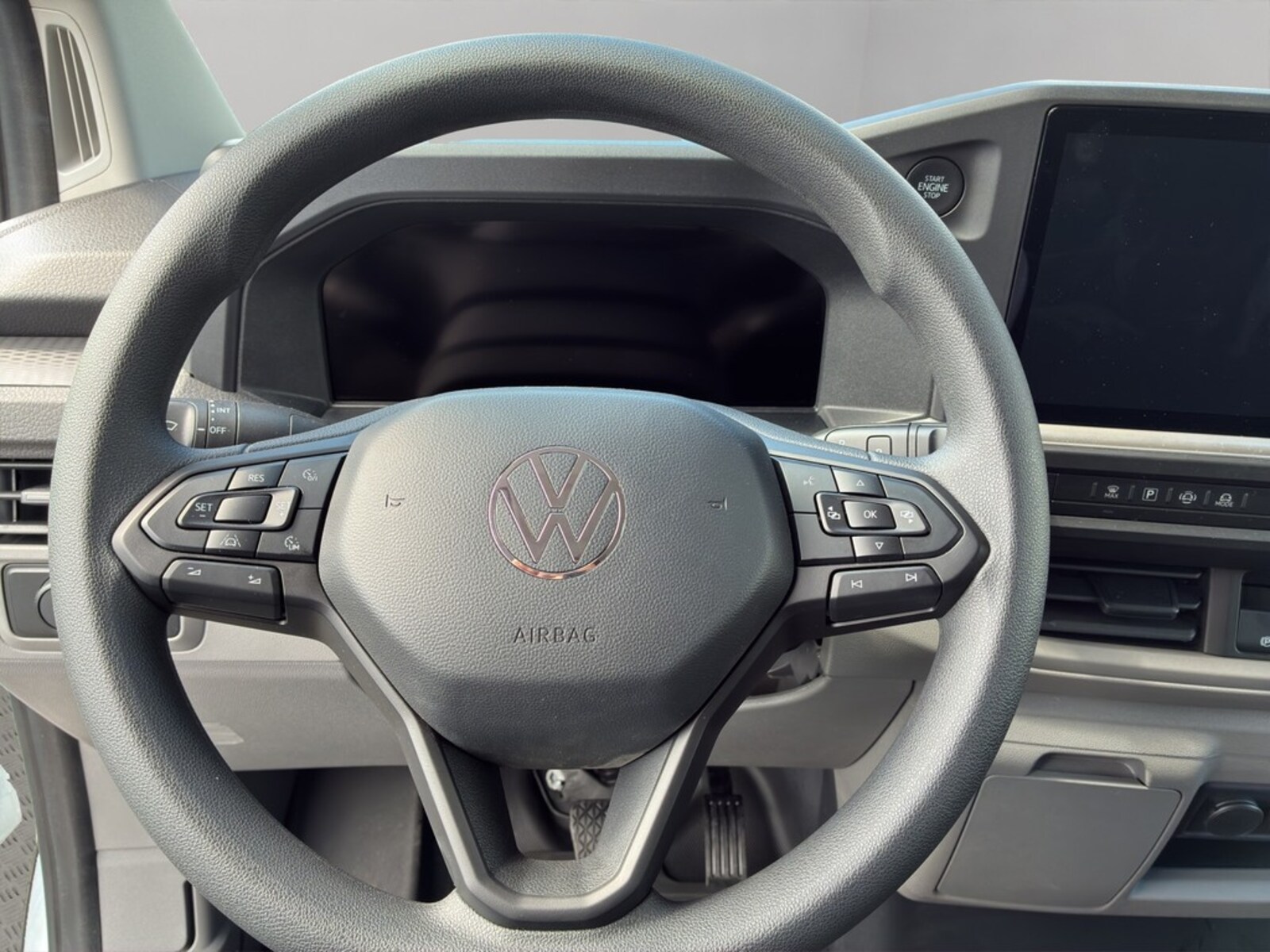 Volkswagen Transporter Kasten langer Radstand – Bild 13