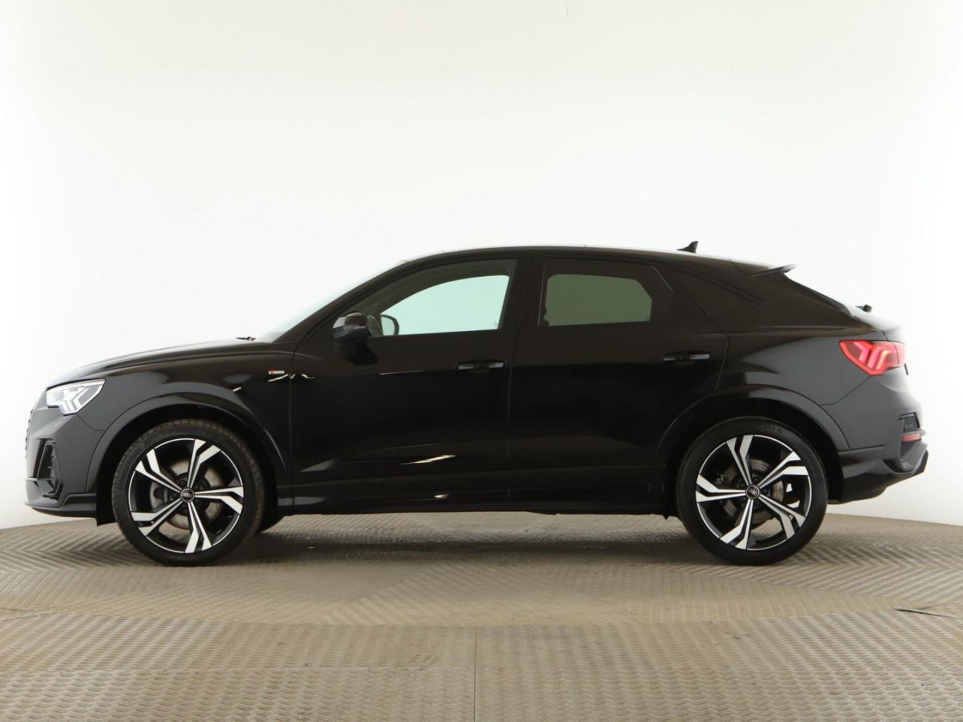Audi Q3 Sportback S line