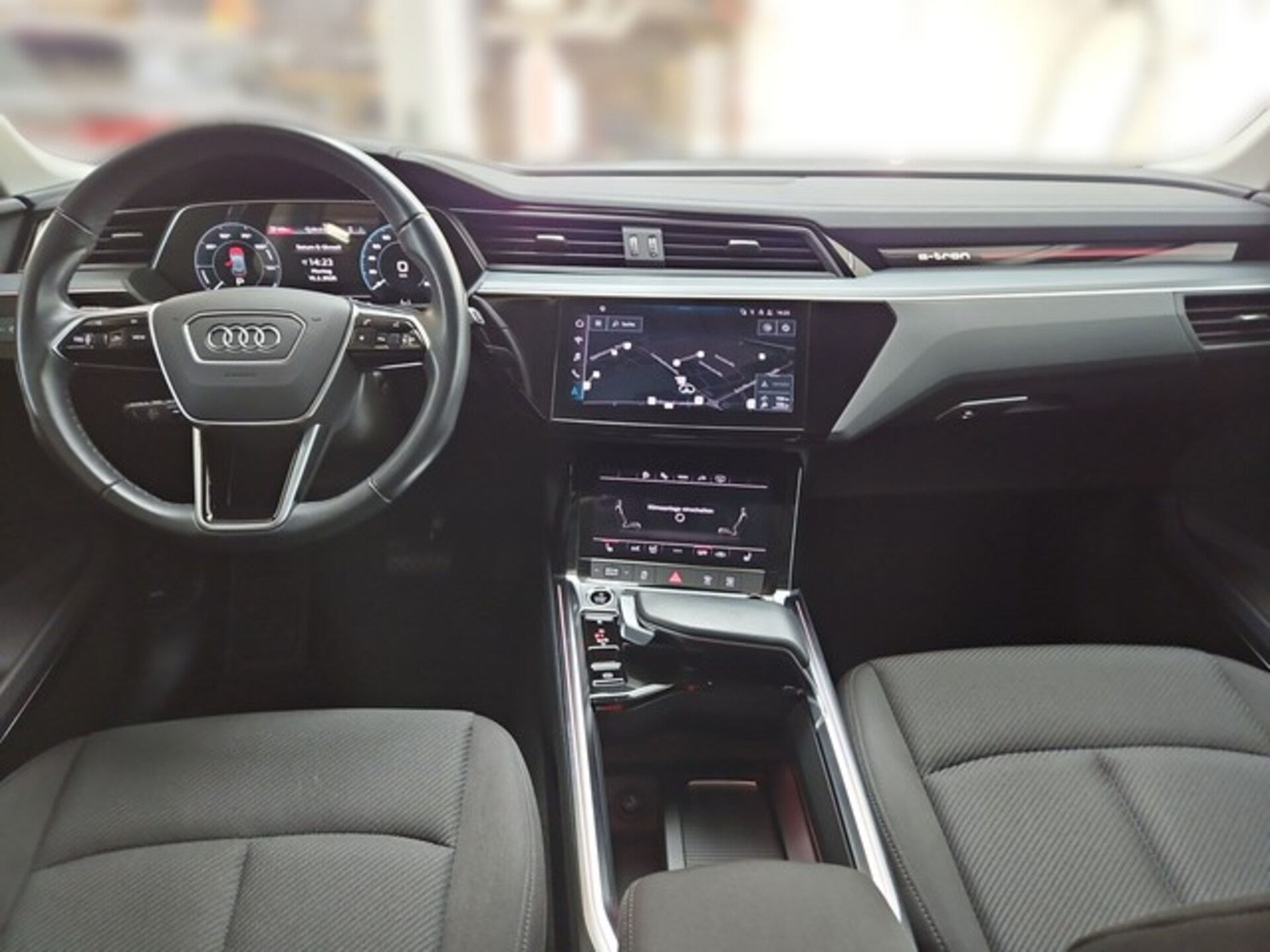 Audi e-tron advanced