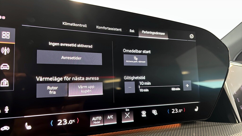 Bild som visar&nbsp;Audi Q5 SUV&nbsp;Q5 SUV TDI quattro S line 150 kWS tronic - för mer information kontakta din Audi Partner