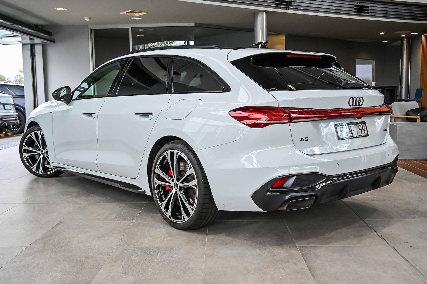 Image about Audi A5 Avant TFSI e e-hybrid quattro 270 kW S tronic