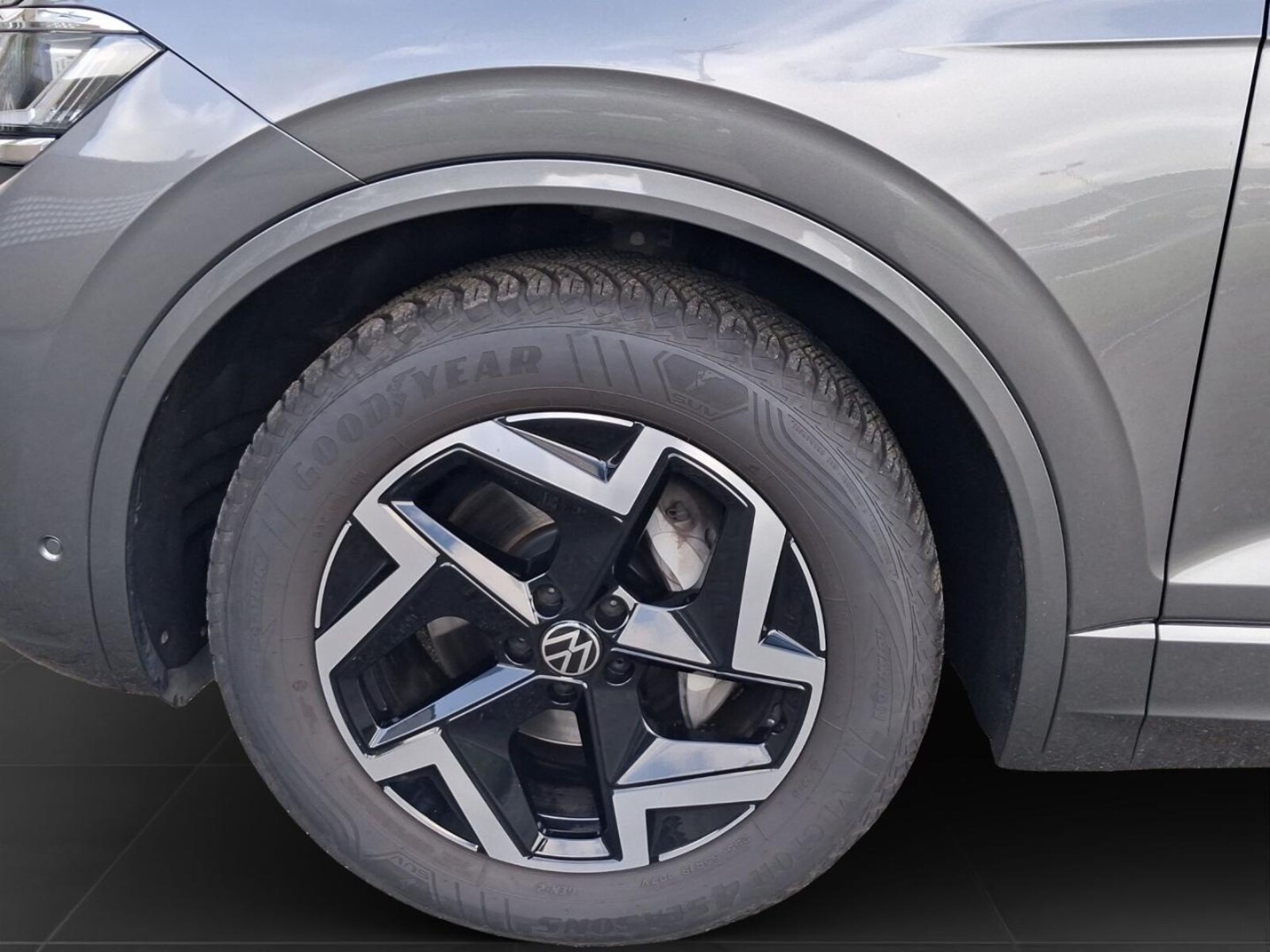 Volkswagen Touareg – Bild 6