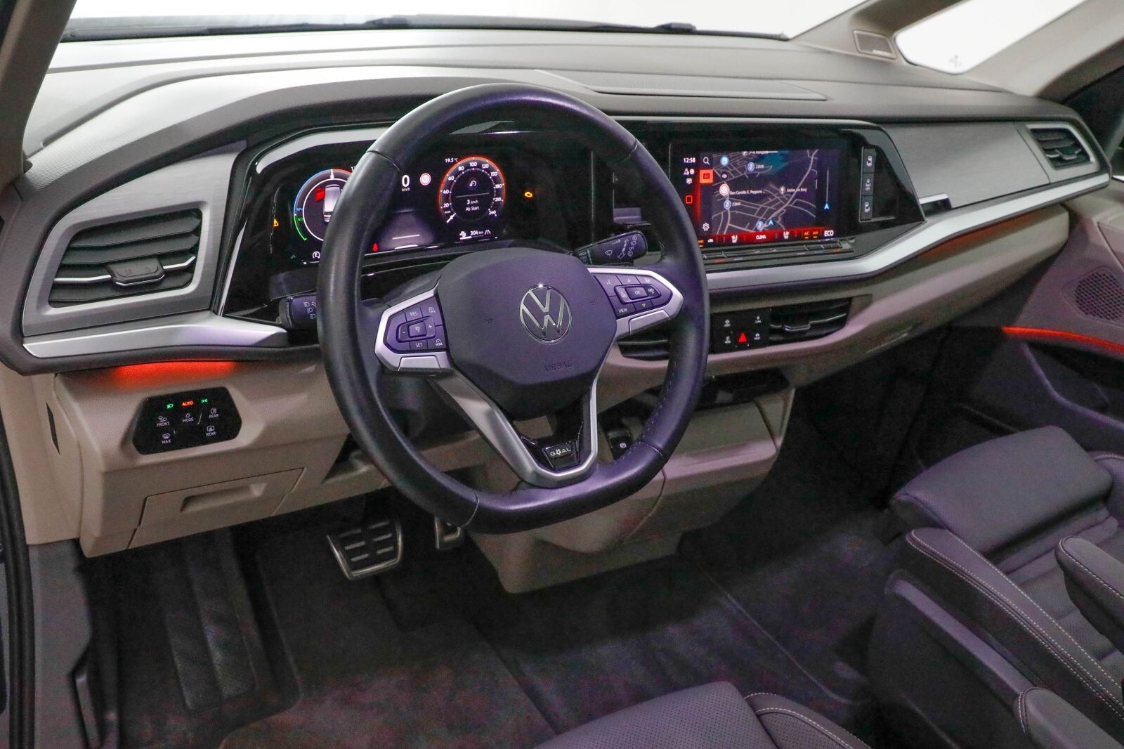 Volkswagen Multivan Langversion – Bild 12