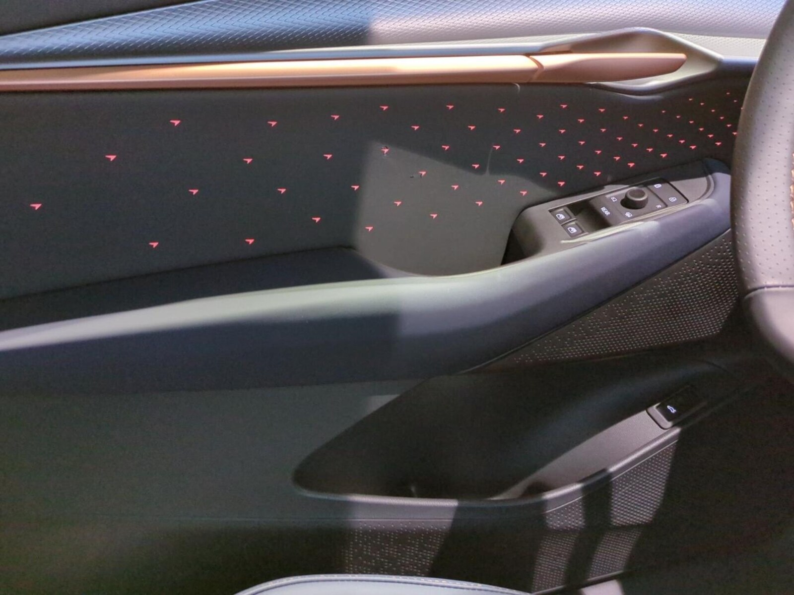 CUPRA Tavascan – Bild 18