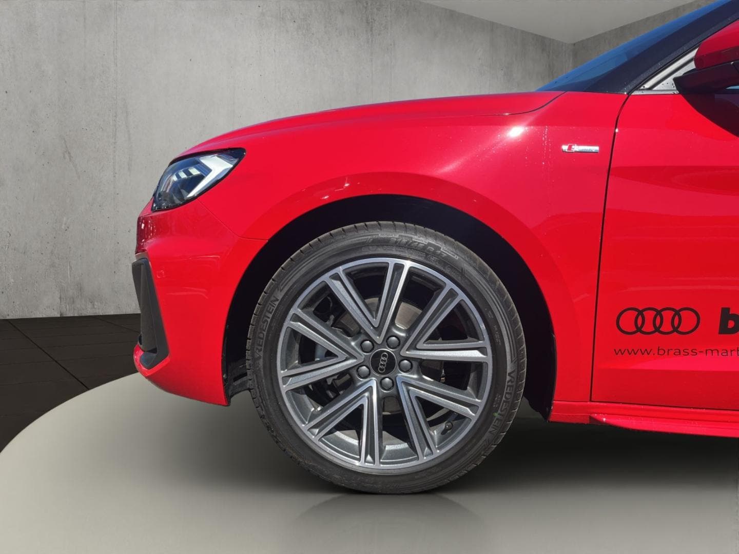 Bild über Audi A1 Sportback S line 30 TFSI S tronic - für weitere Informationen kontaktieren Sie den Audi Partner