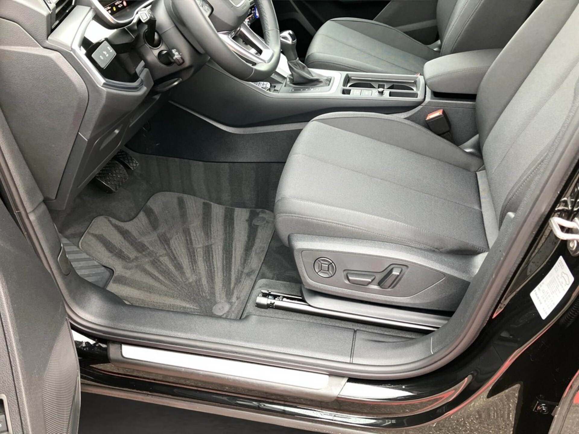 Audi Q3 SUV advanced