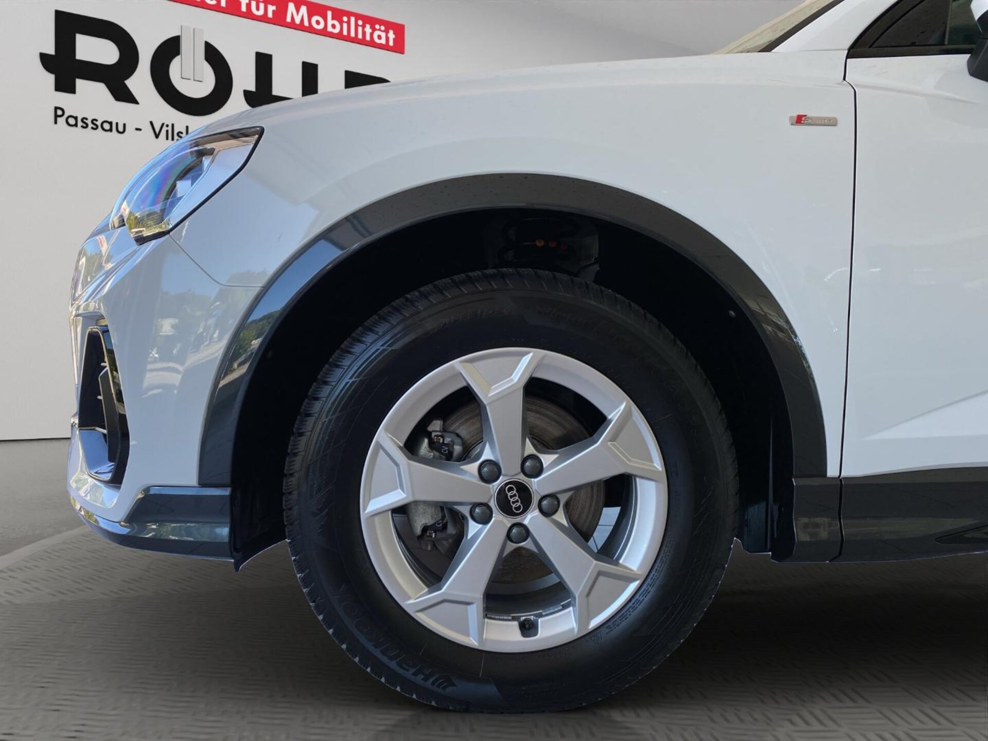 Audi Q3 Sportback S line